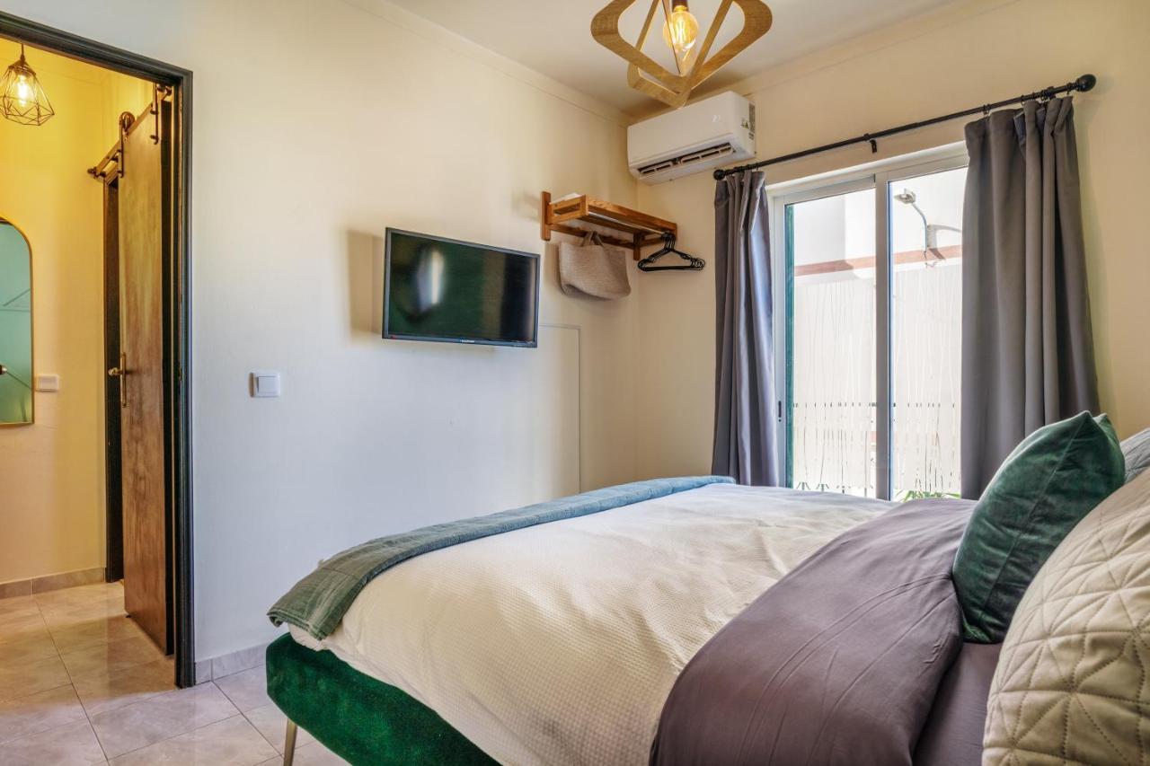 Arty Vintage Townhouse With Rooftop Shower & Sun Loungers Olhão Dış mekan fotoğraf